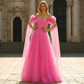 Robe de soirée princesse en tulle avec cape intégrée