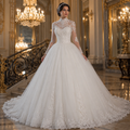 Redalie – Robe de Mariée Princesse en Dentelle à Col Montant