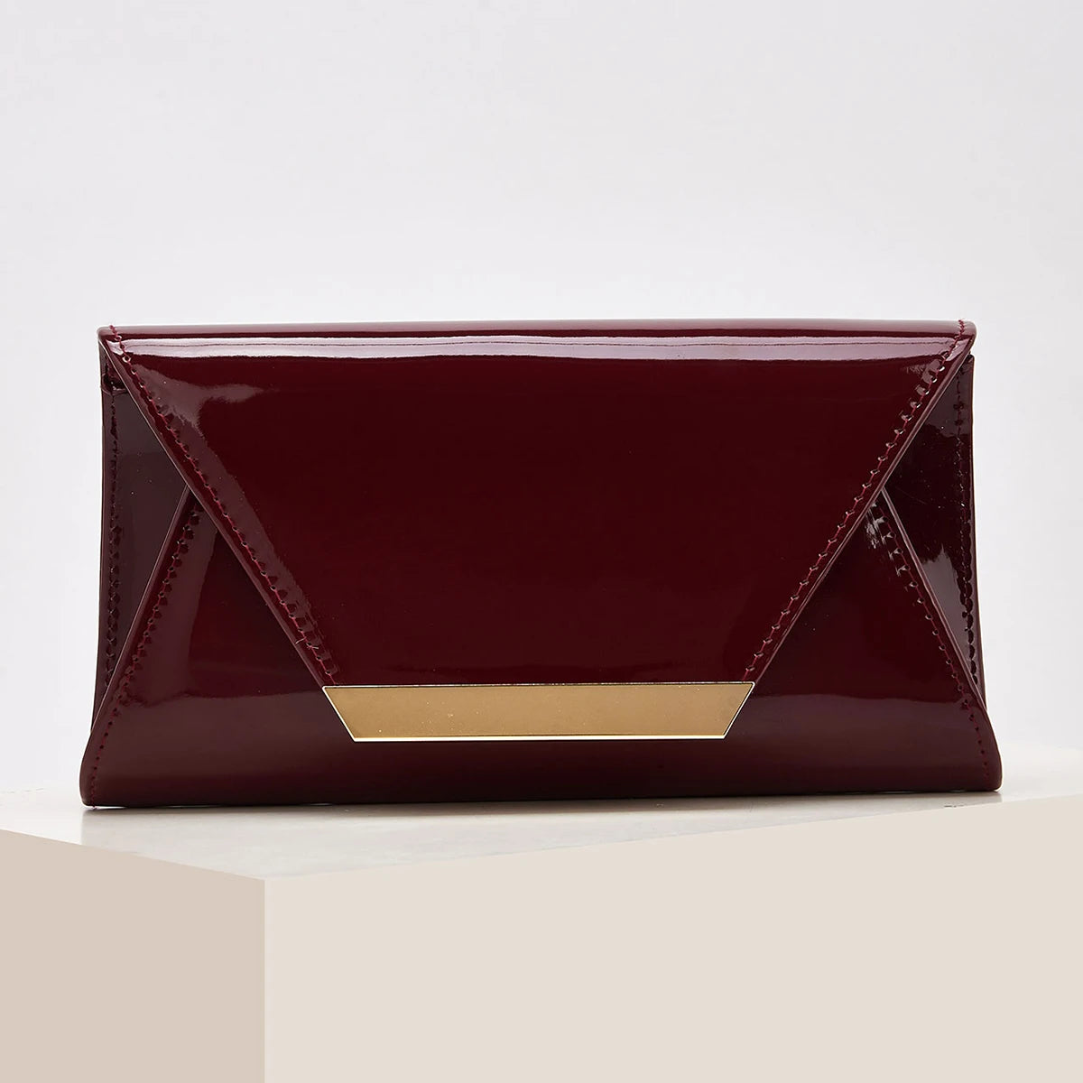 Ruby-Pochette enveloppe élégante avec chaîne amovible