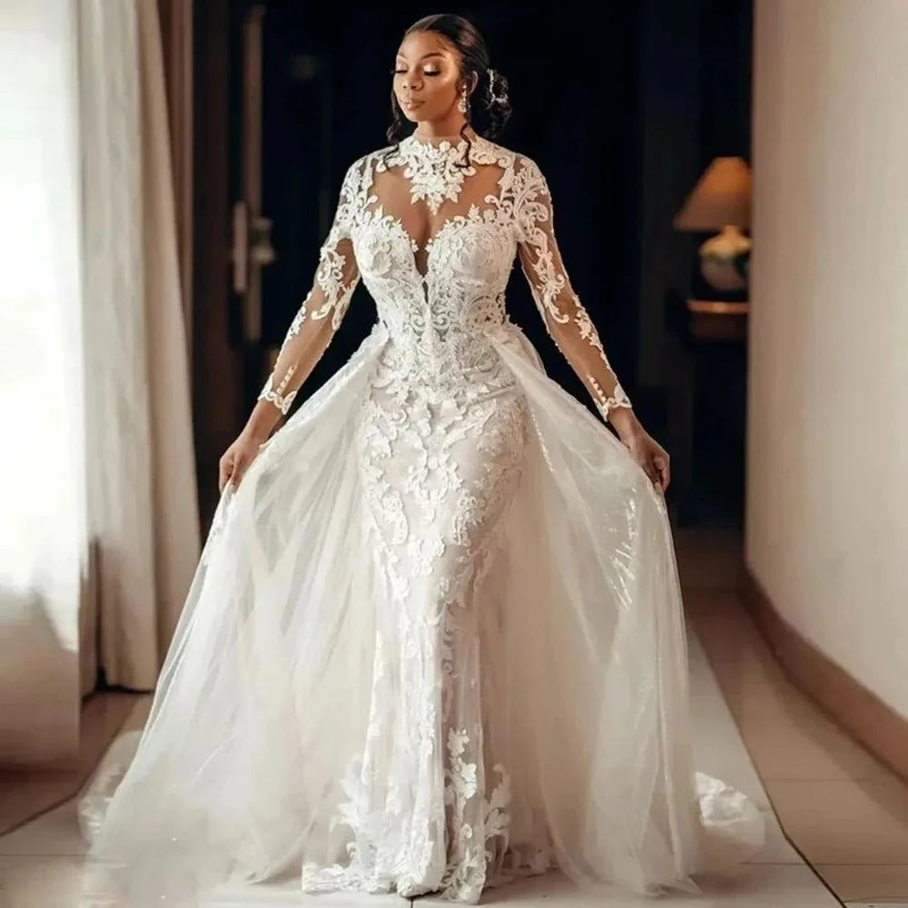 Roxane-Robe de mariée sirène à col montant avec traîne amovible et dentelle brodée