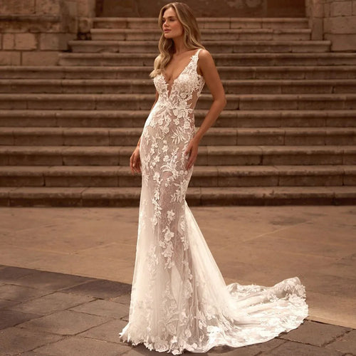 Amélia – Robe de mariée sirène en tulle brodé à traîne