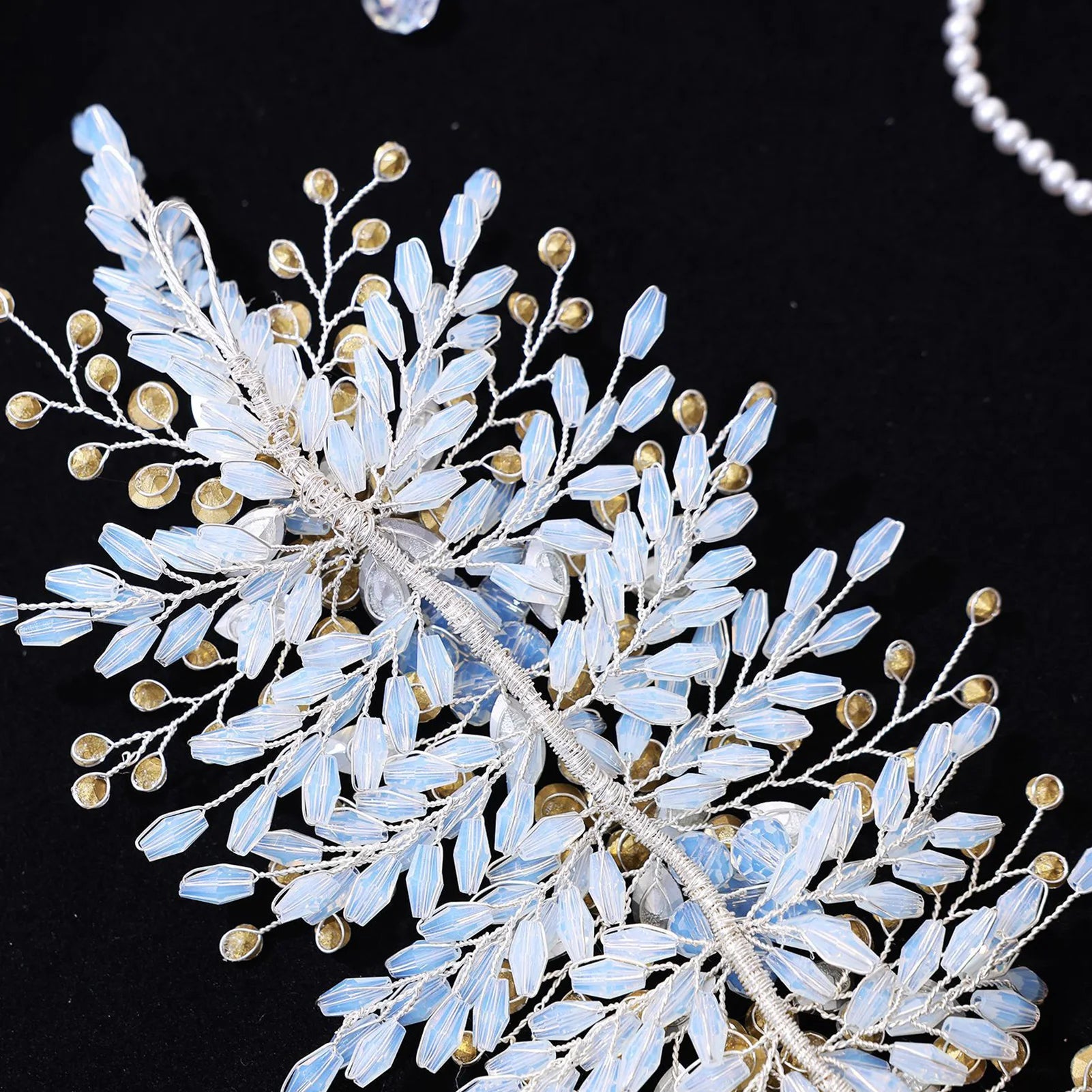 Charlotte-Accessoire de Cheveux Mariée Cristaux & Perles Élégance