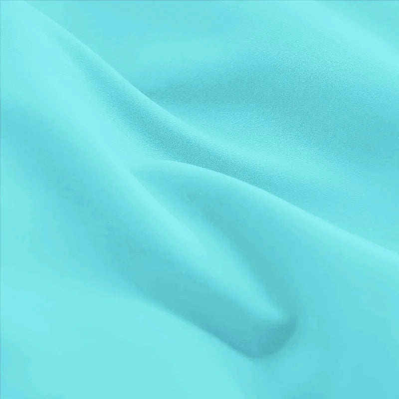 kori-Robe Élégance Royale à Fente en Dentelle