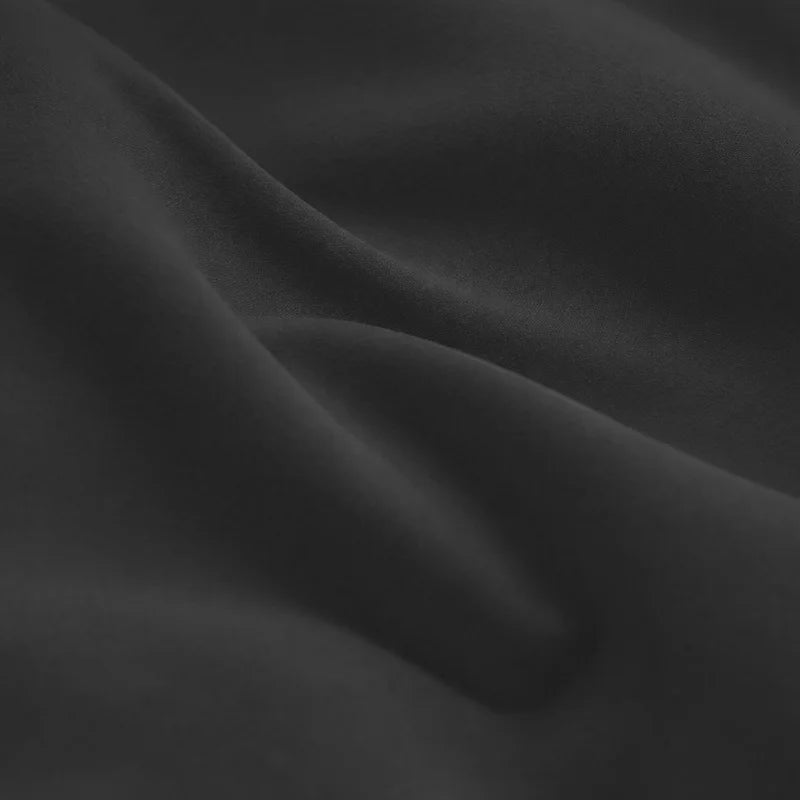 kori-Robe Élégance Royale à Fente en Dentelle