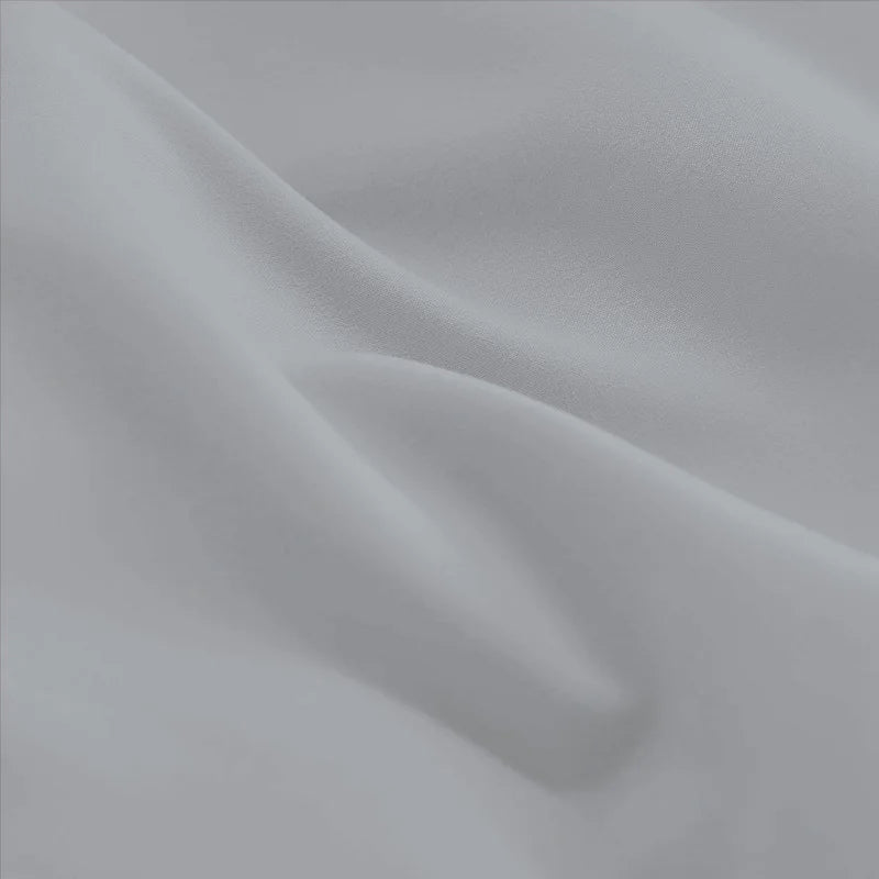 kori-Robe Élégance Royale à Fente en Dentelle