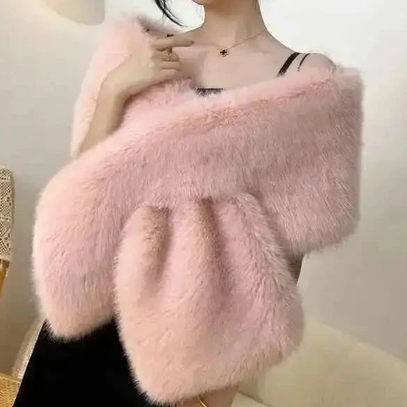 Kitty-Étole de Mariée en Fausse Fourrure Luxe Hivernal